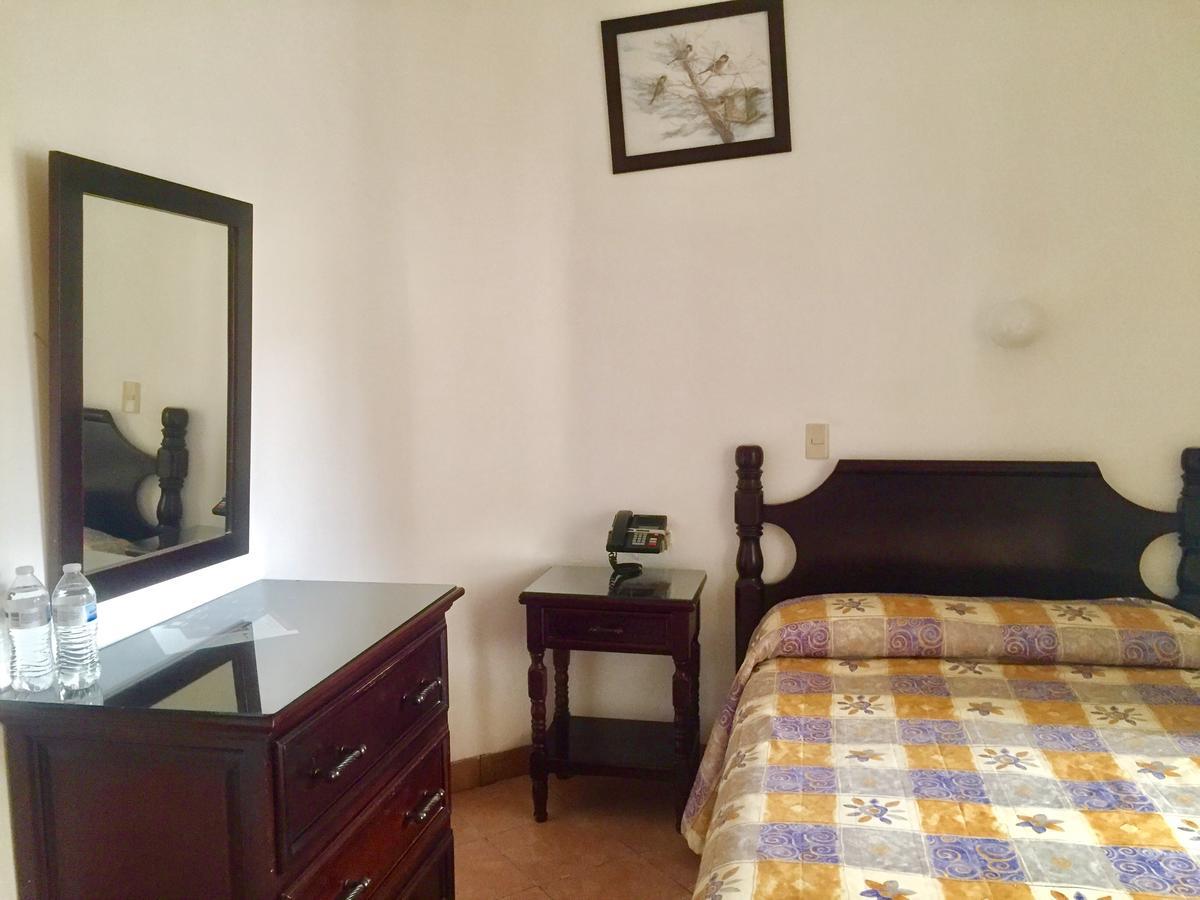 Hotel De Los Banos Pachuca Экстерьер фото